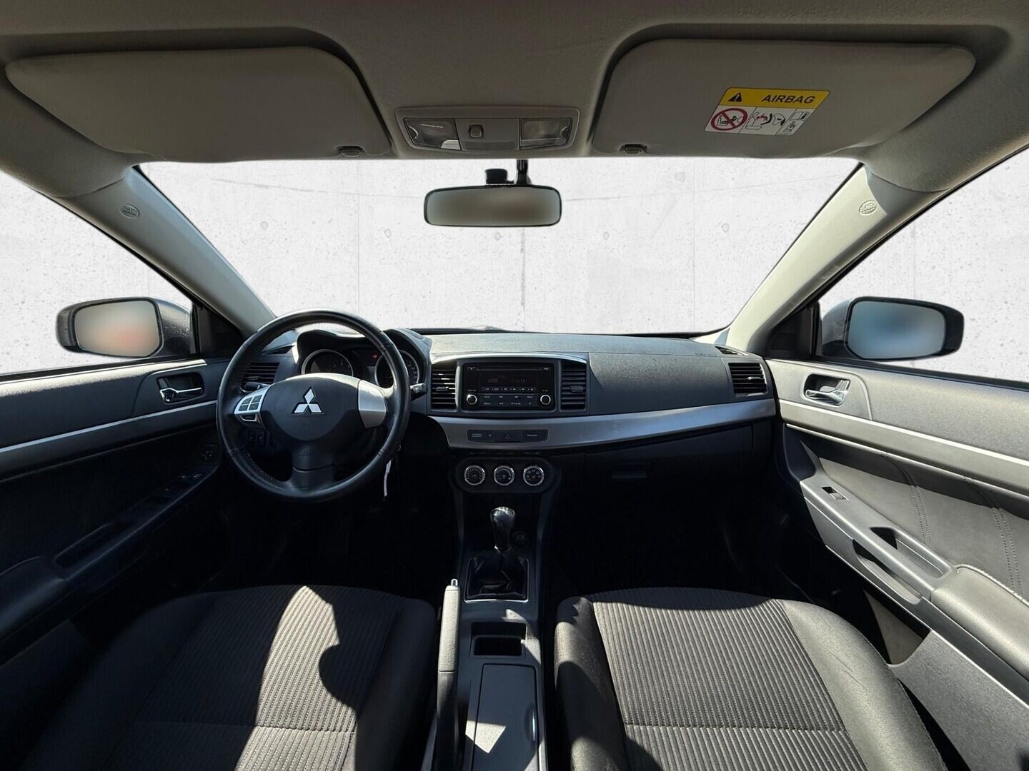 Mitsubishi Lancer