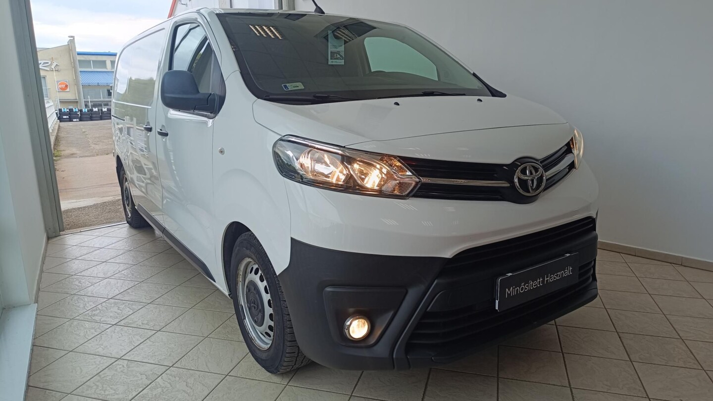 Toyota PROACE