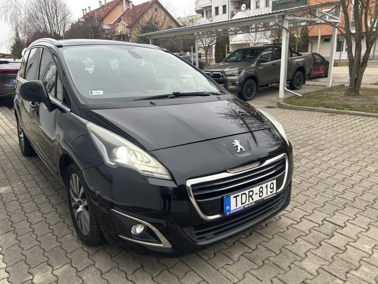 Peugeot 5008