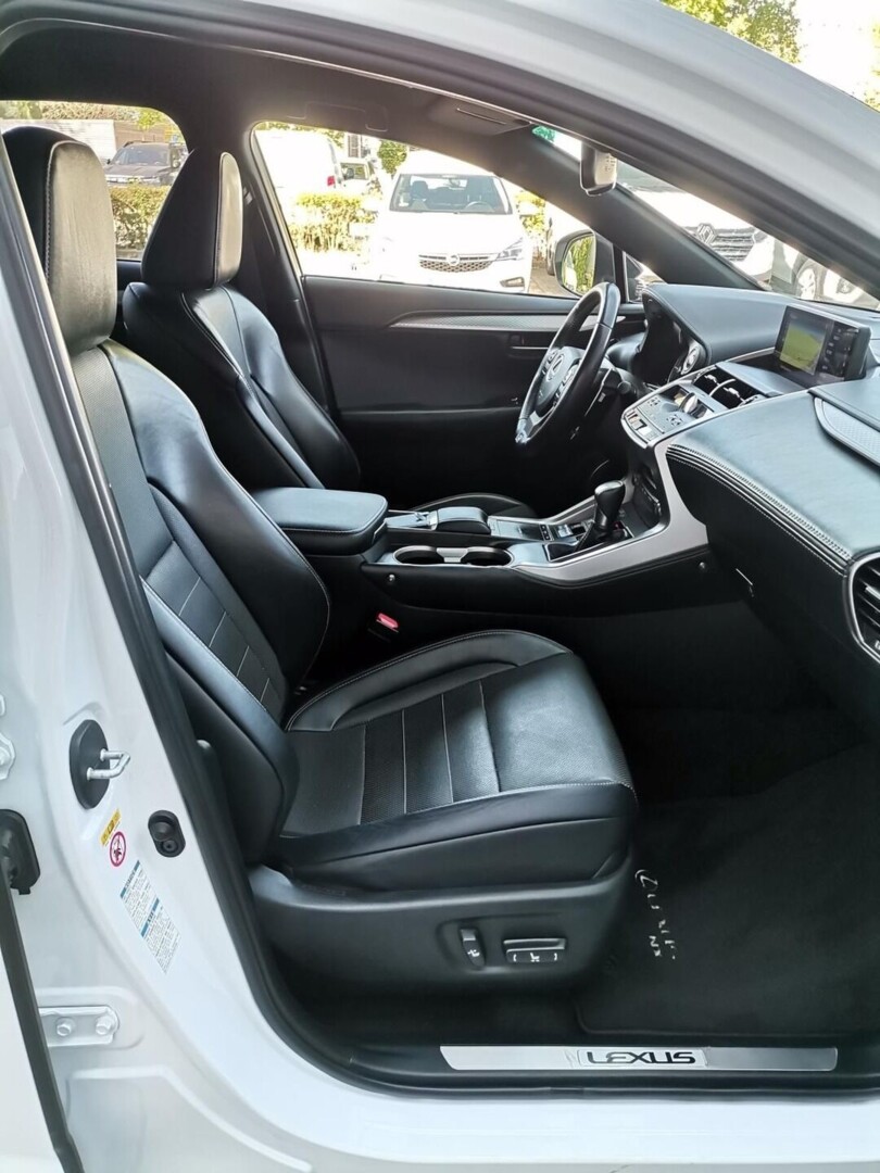 Lexus NX