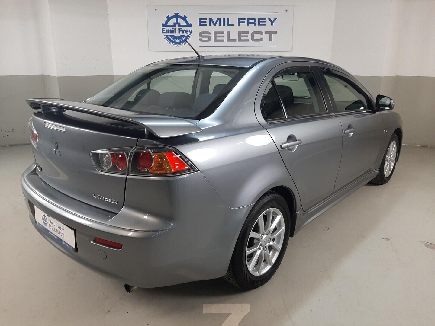 Mitsubishi Lancer