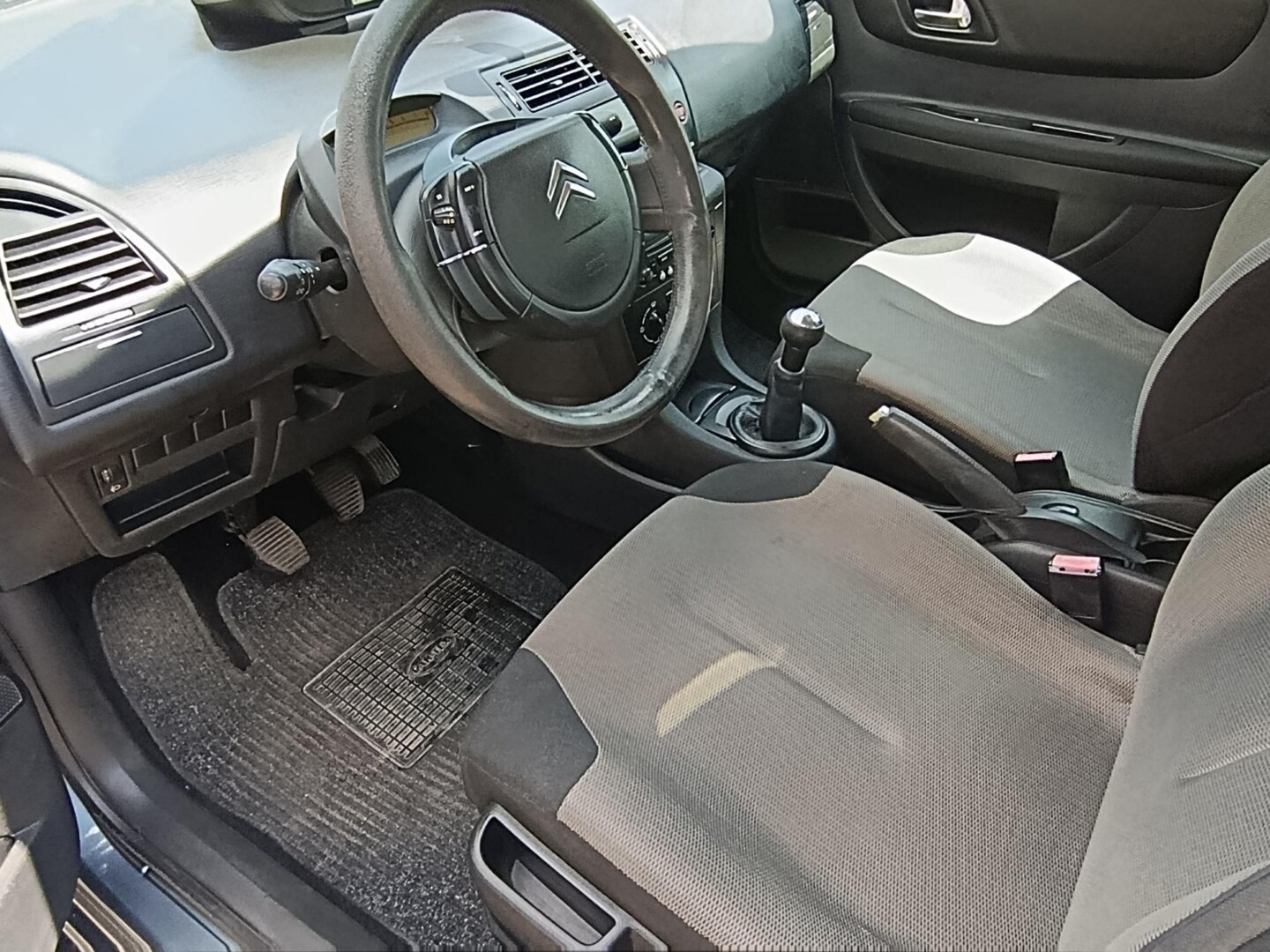 Citroën C4