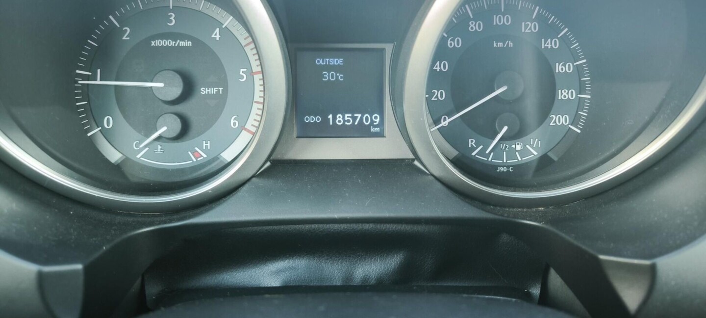 Toyota Land Cruiser