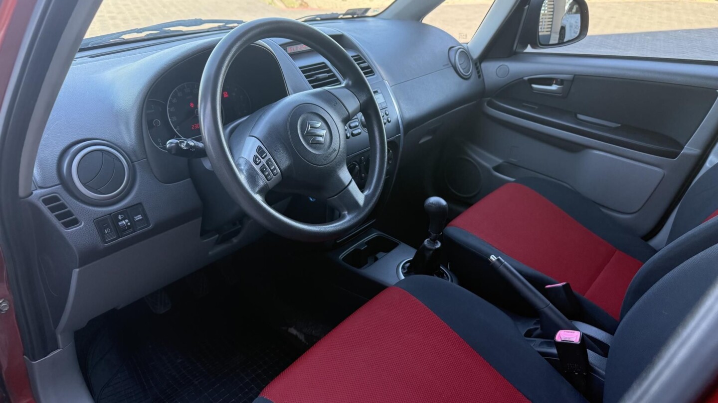 Suzuki SX4