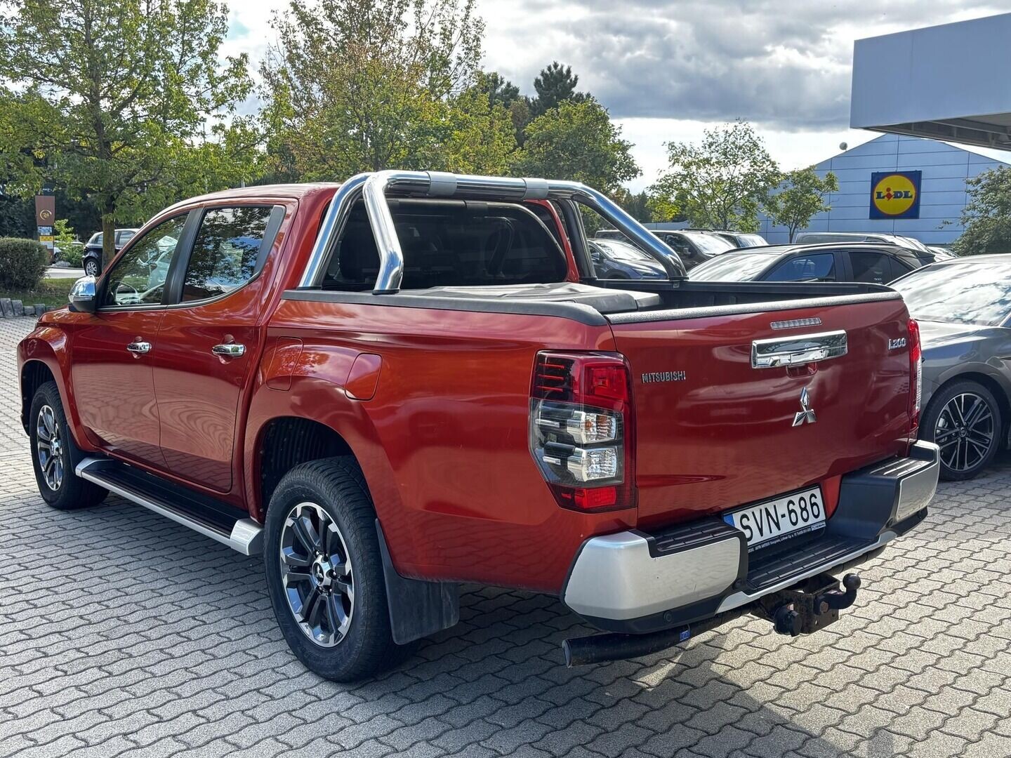 Mitsubishi L200