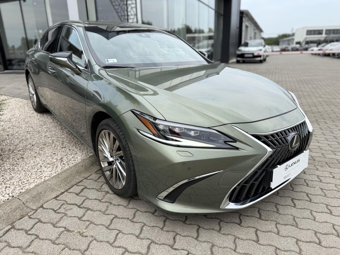 Lexus ES