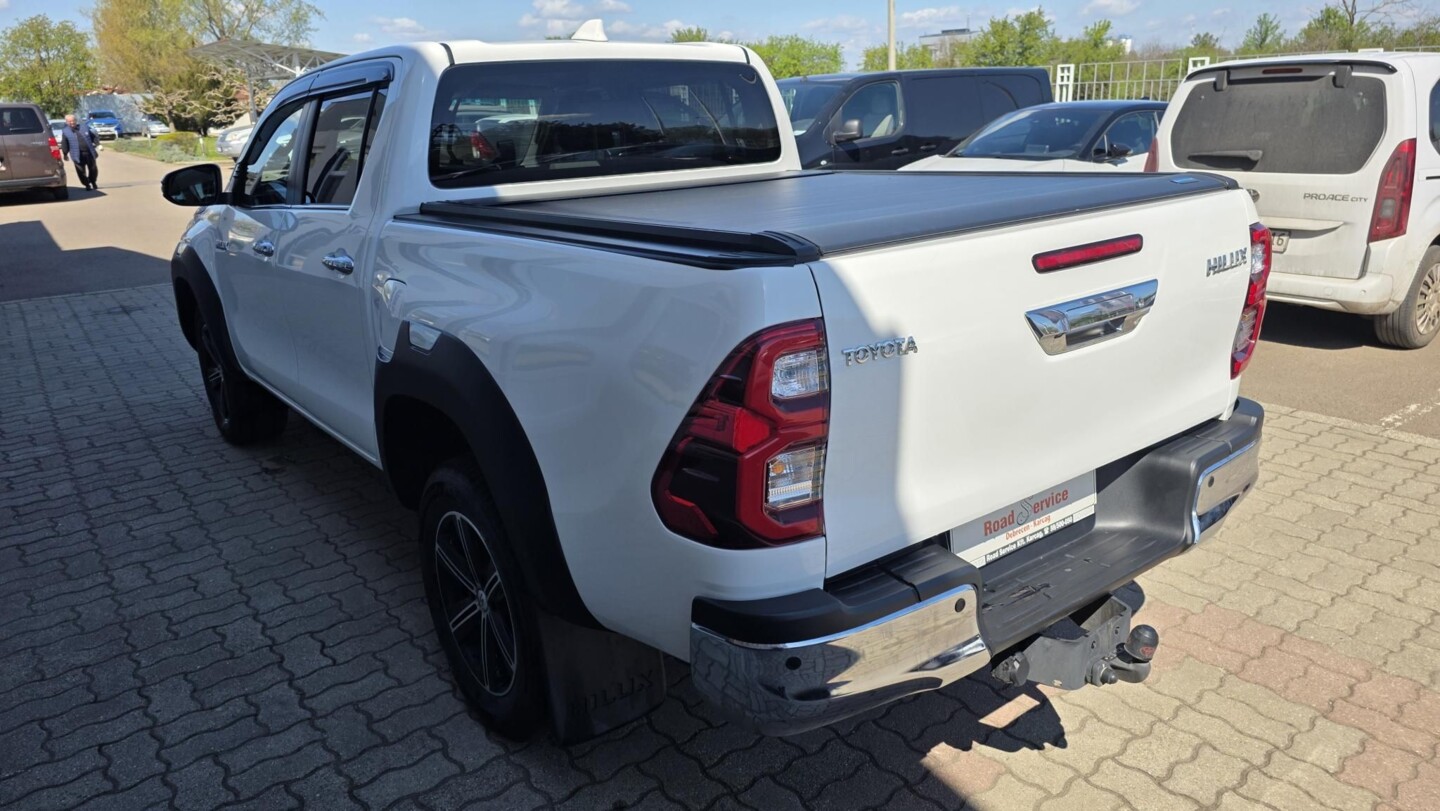 Toyota Hilux