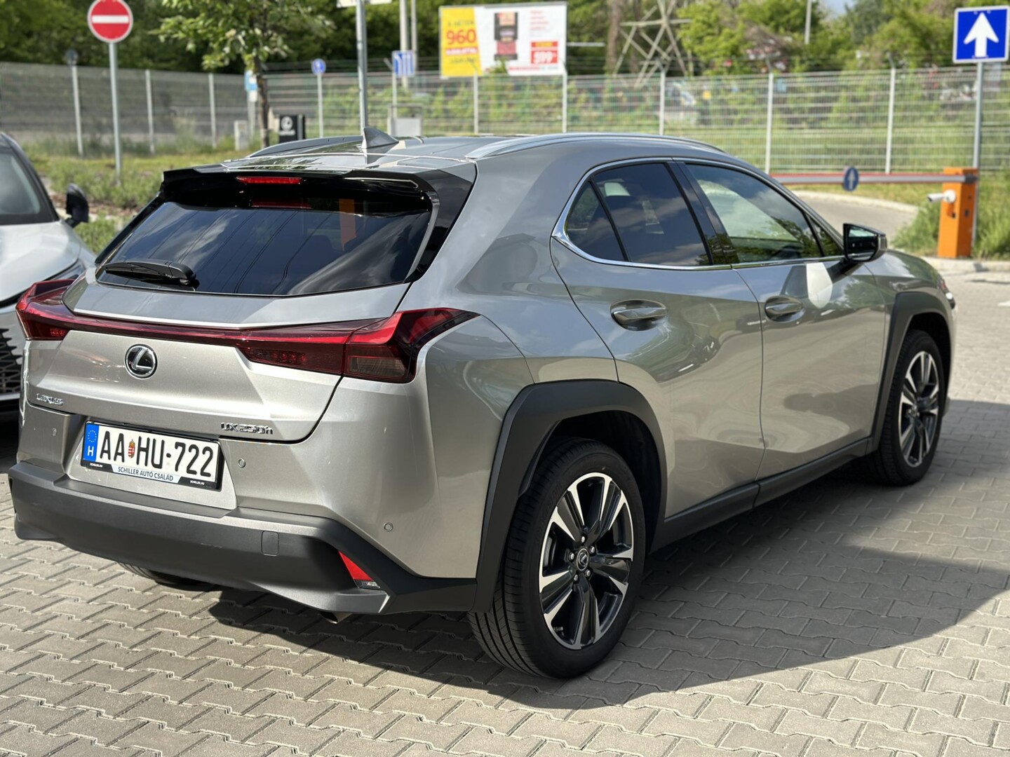 Lexus UX