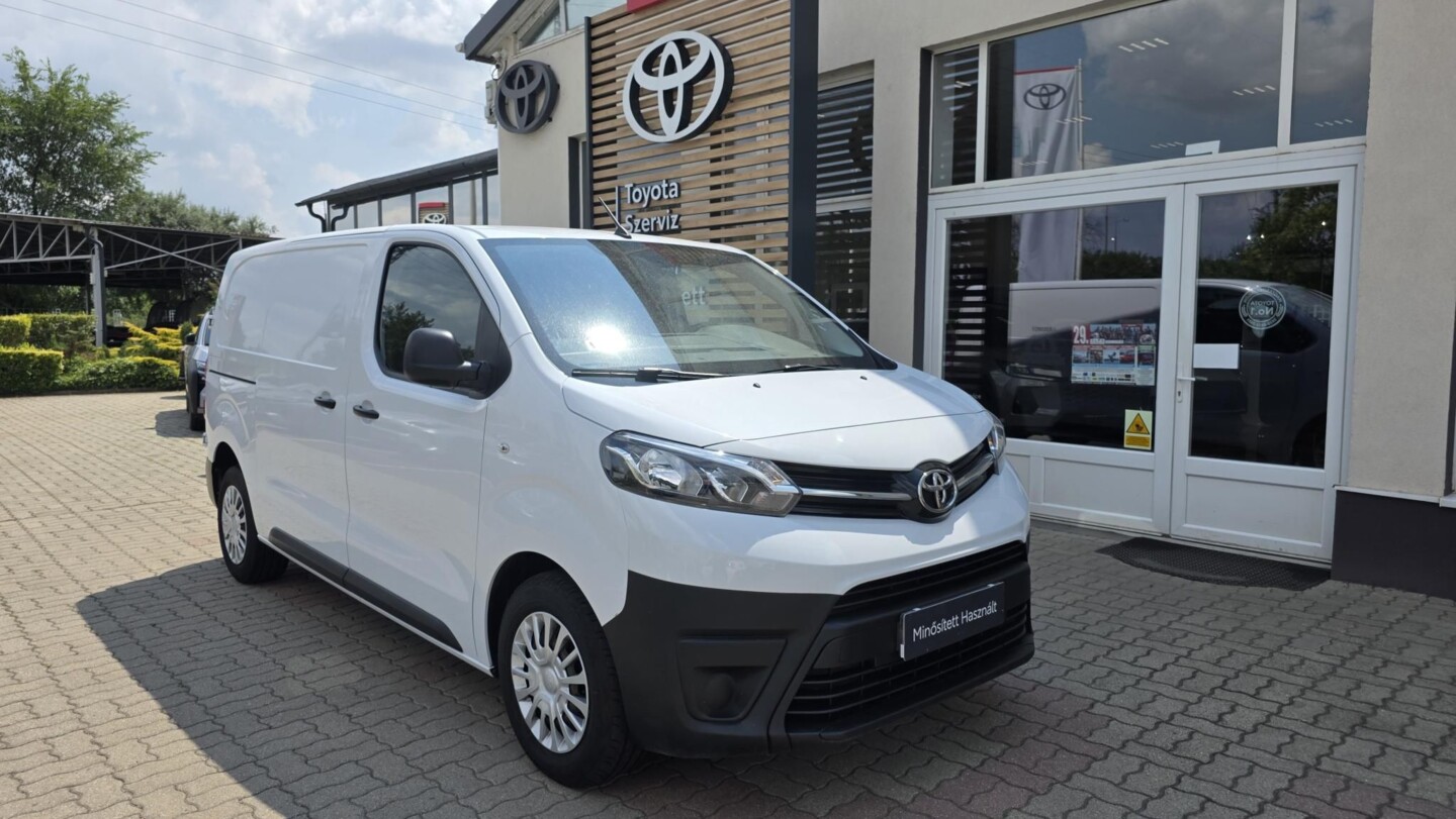 Toyota PROACE