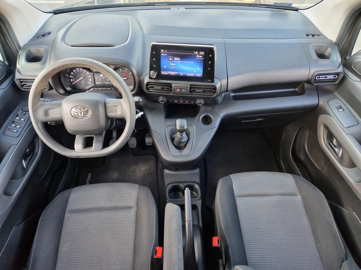 Toyota PROACE