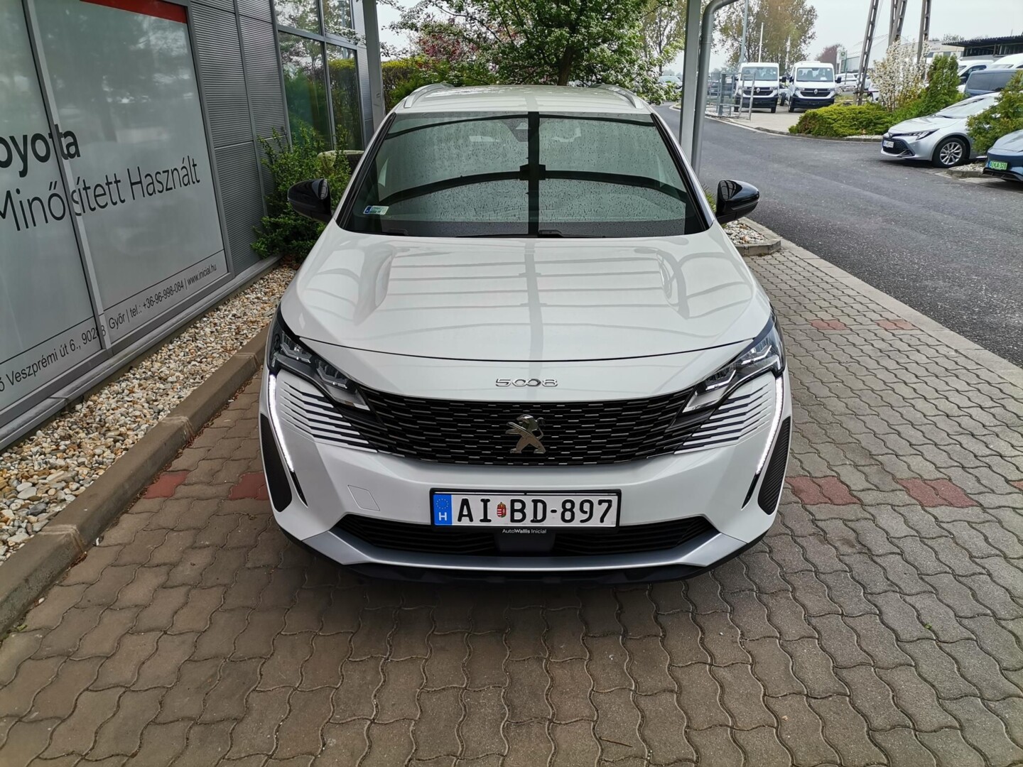 Peugeot 5008