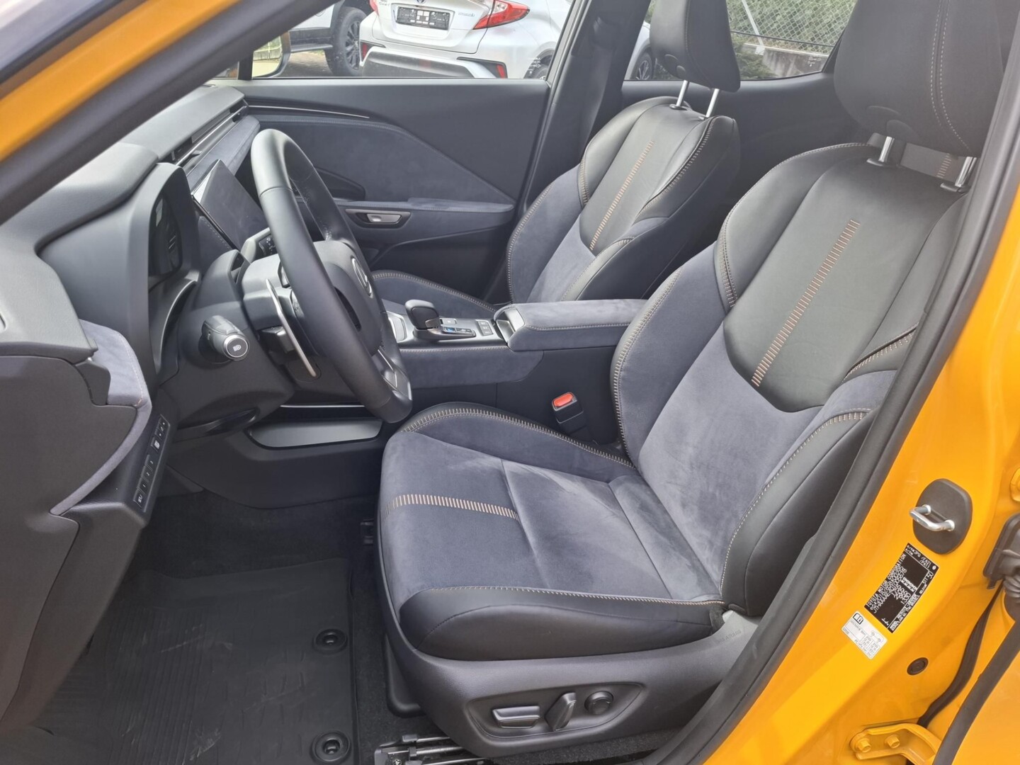 Lexus LBX