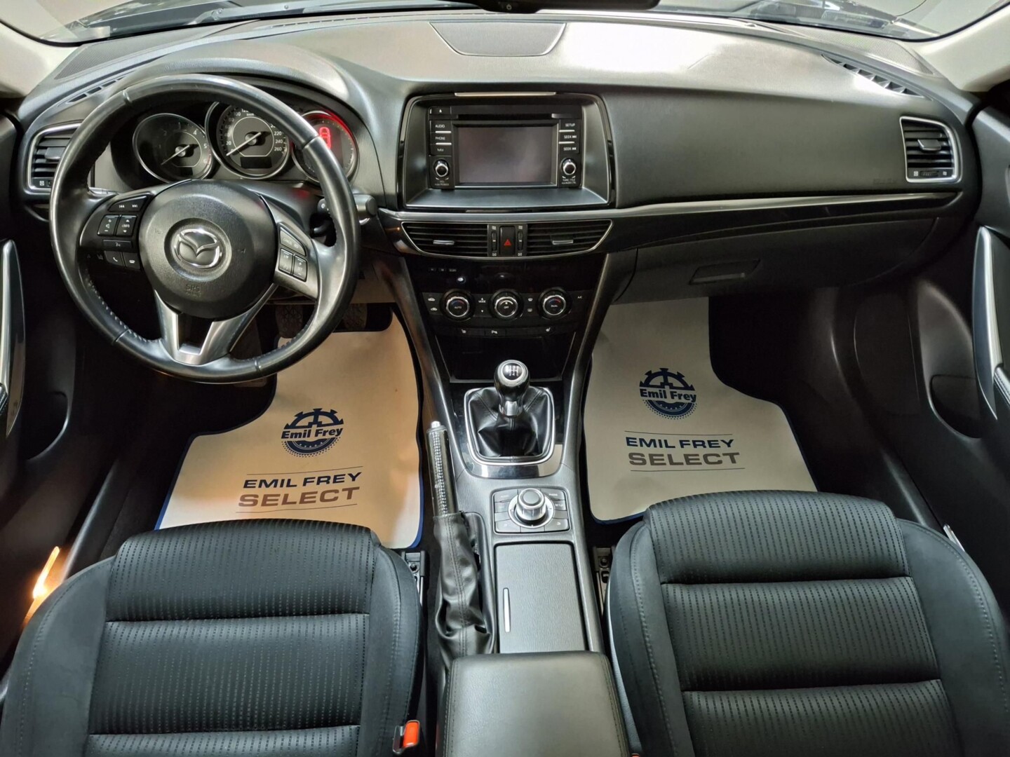 Mazda 6