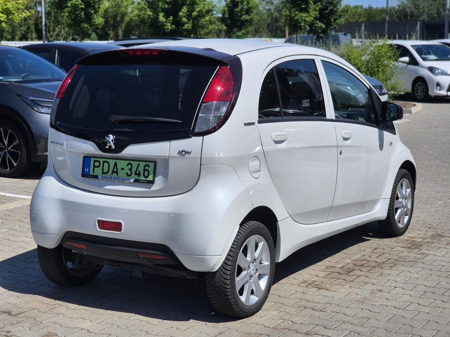 Peugeot iOn