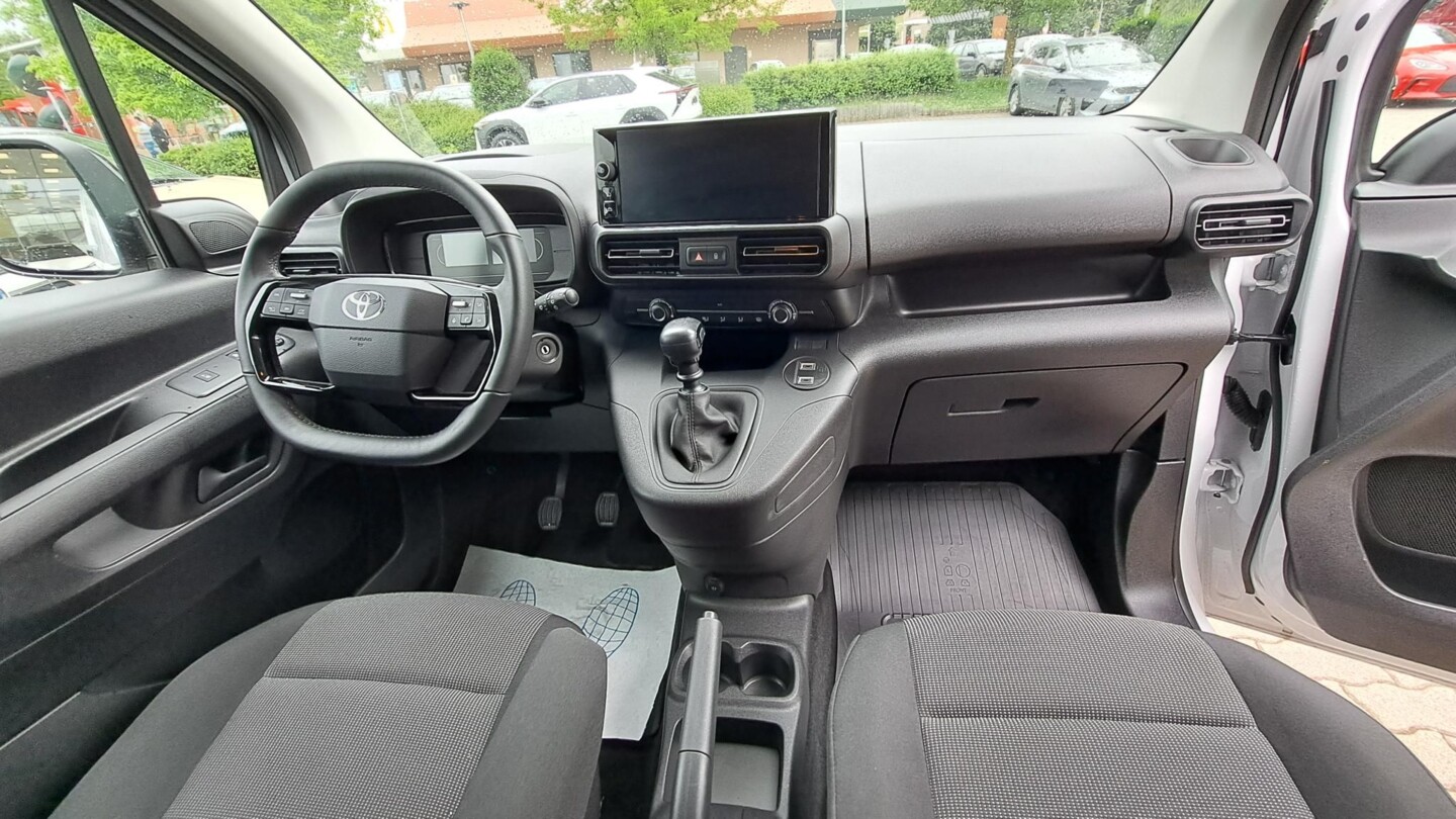 Toyota PROACE
