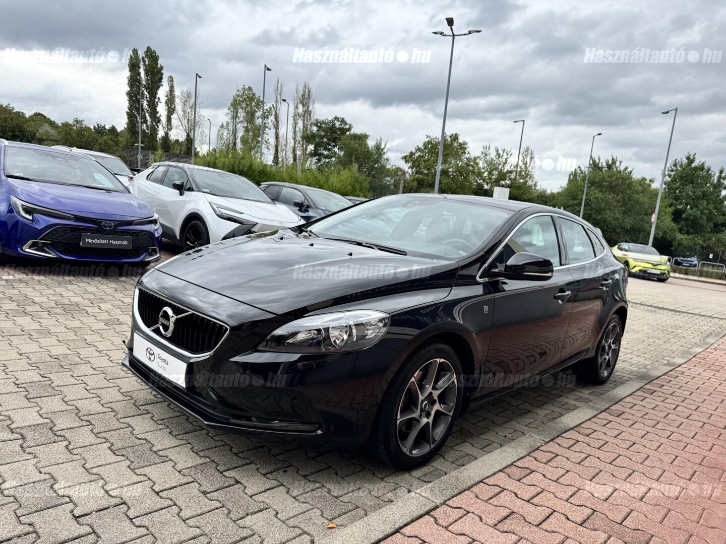 Volvo V40
