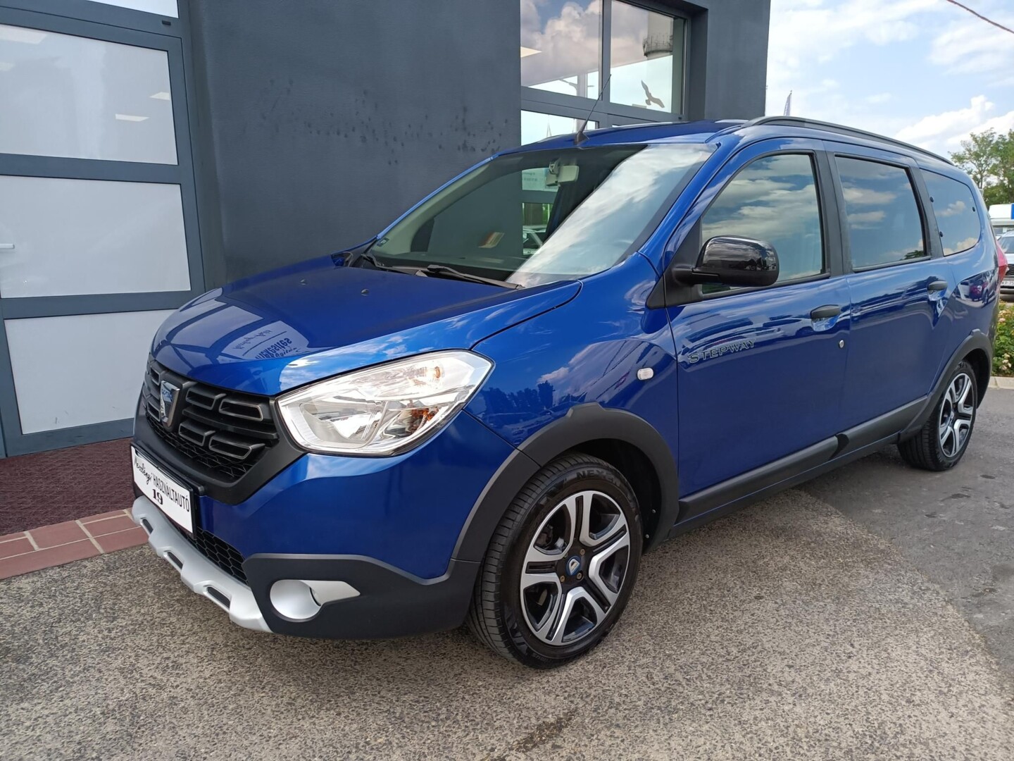 Dacia Lodgy
