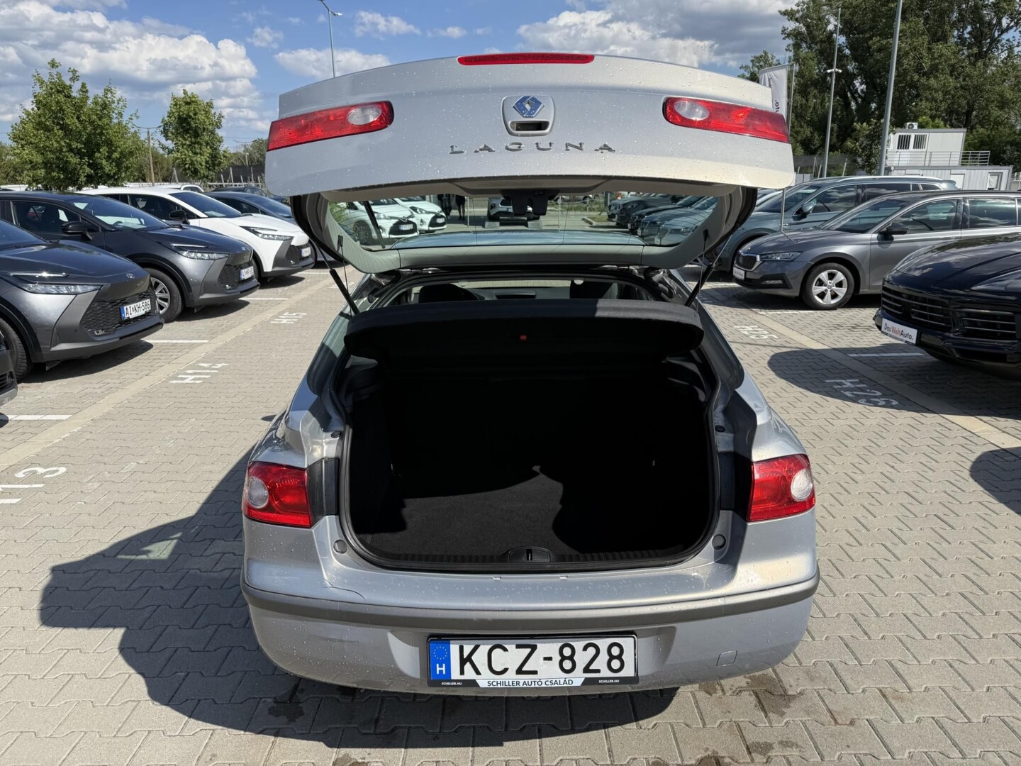 Renault Laguna