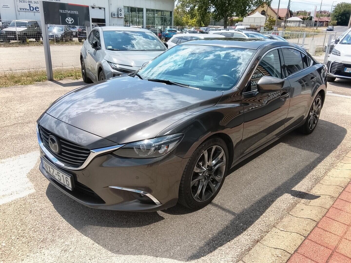 Mazda 6