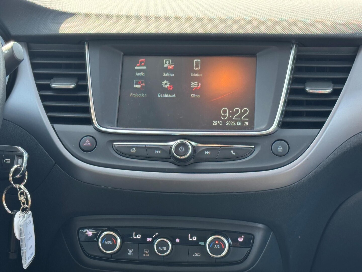 Opel Crossland X