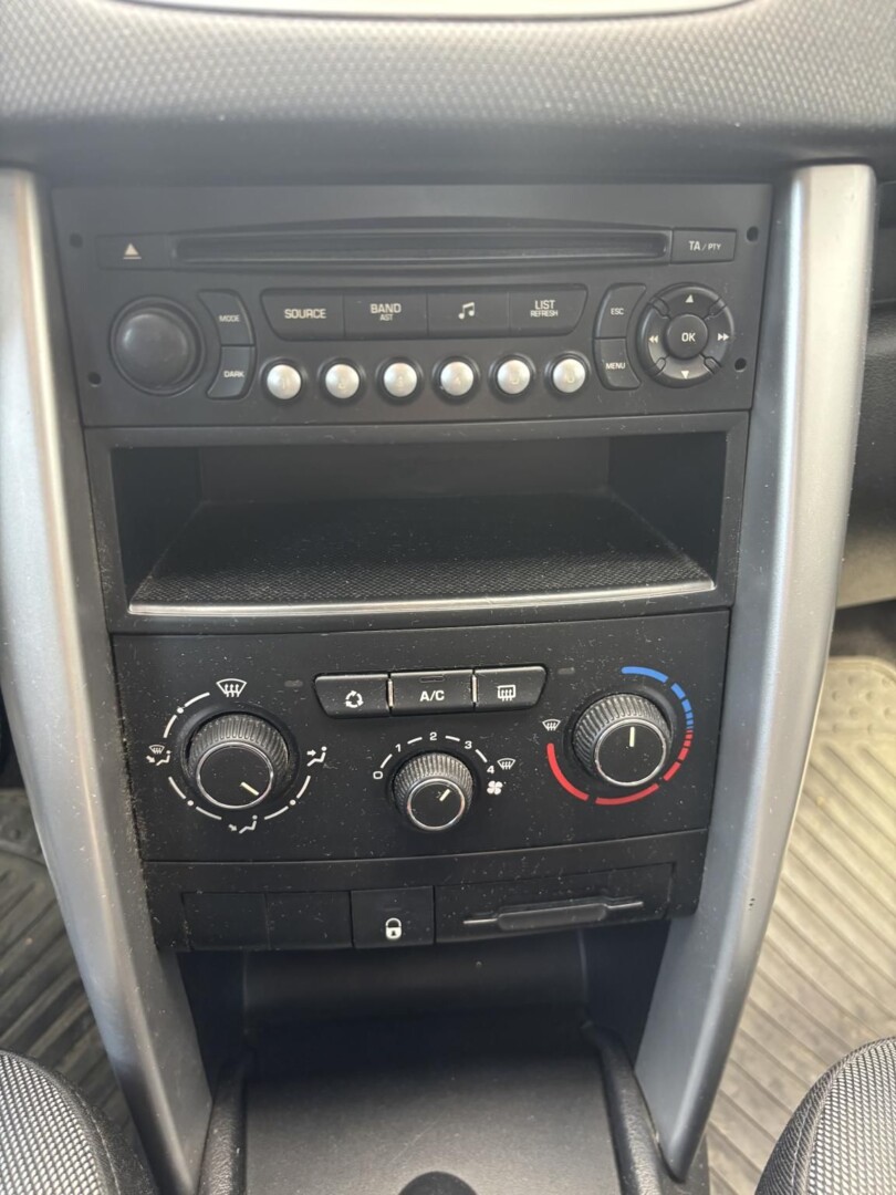 Peugeot 207