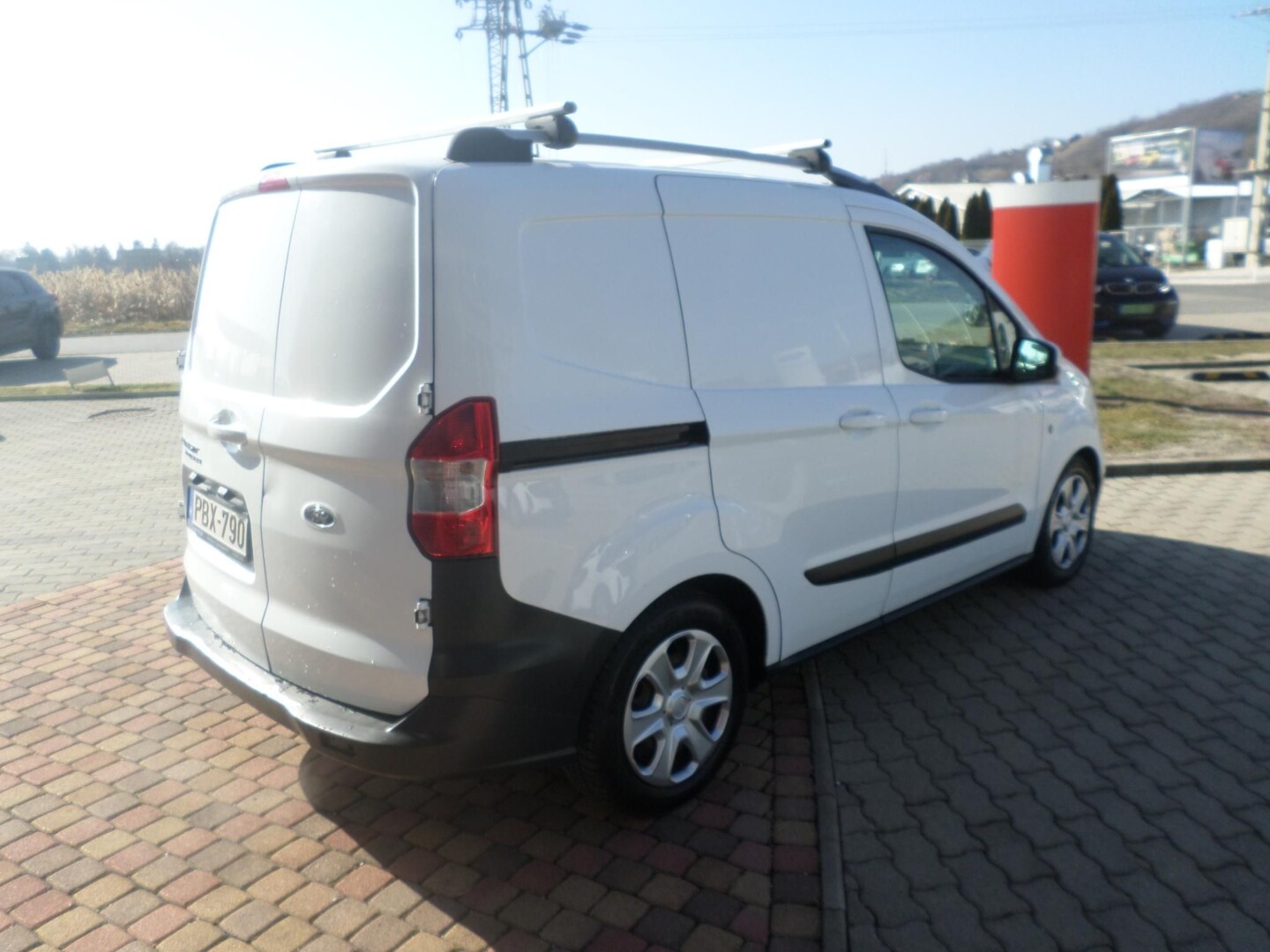 Ford Transit Courier