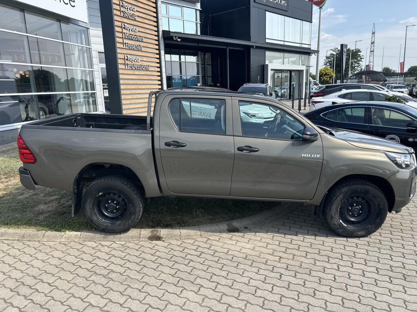 Toyota Hilux
