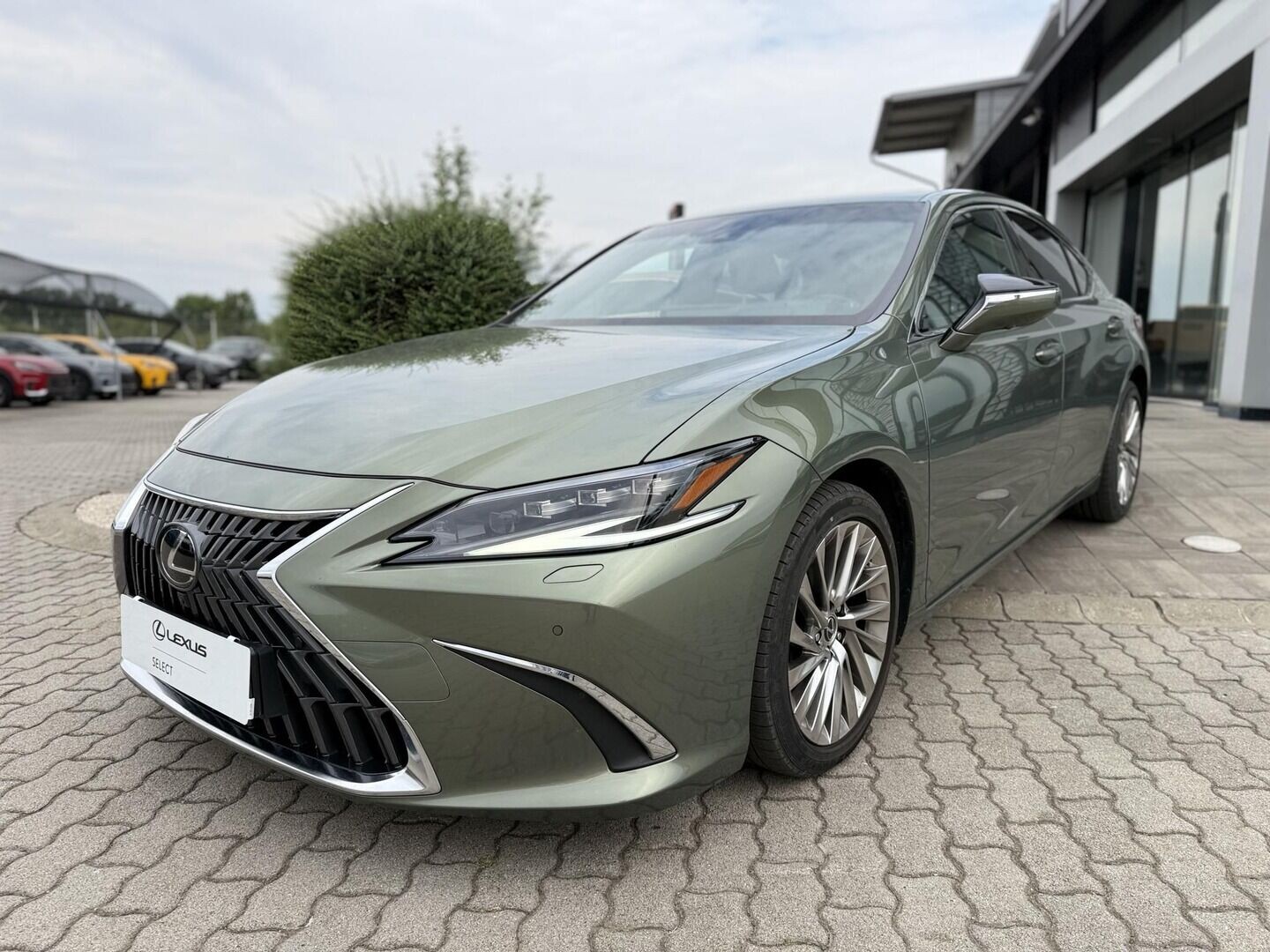 Lexus ES