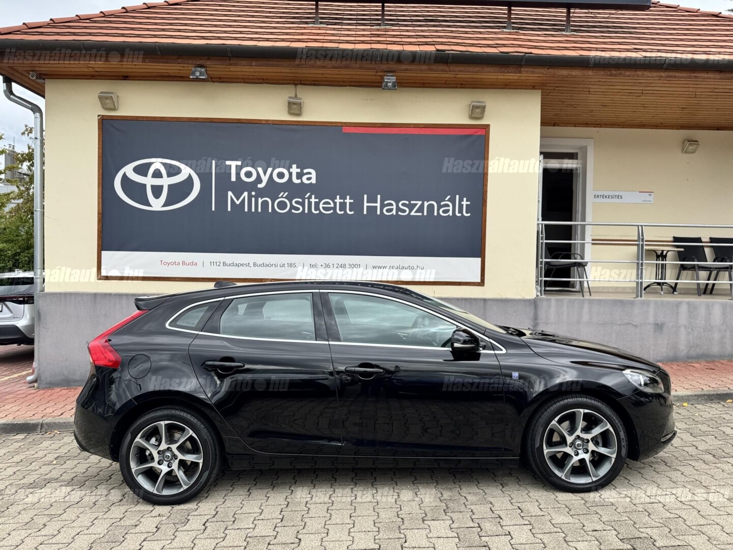 Volvo V40