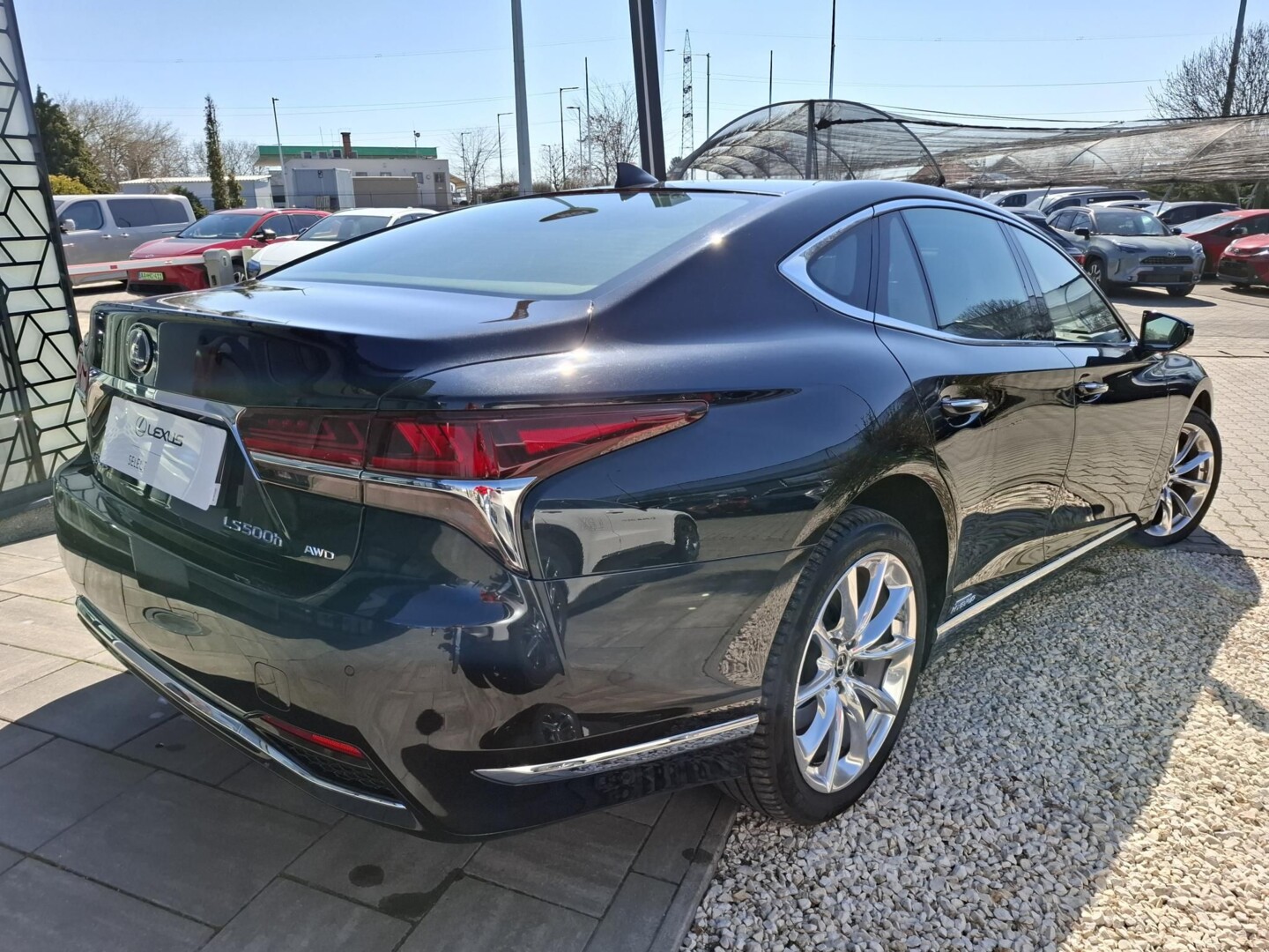 Lexus LS