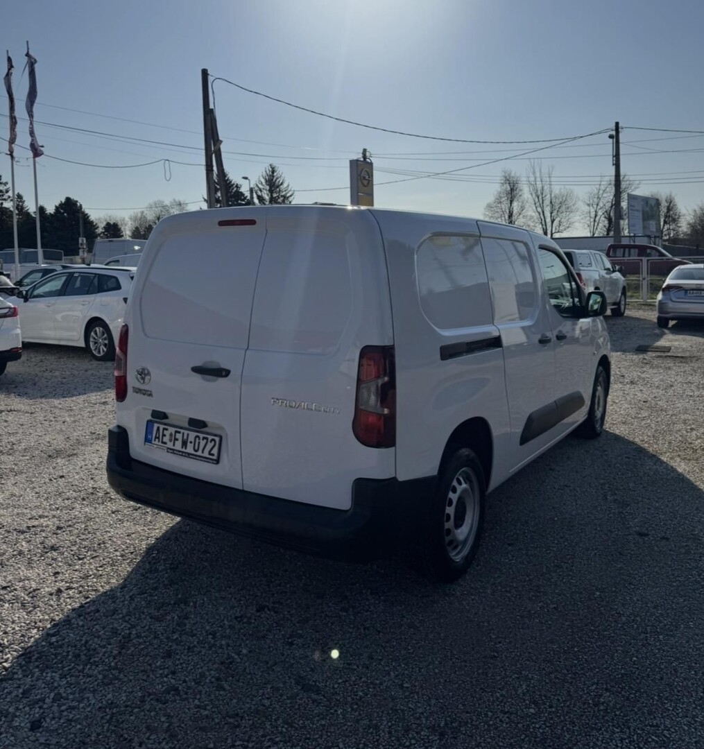 Toyota PROACE