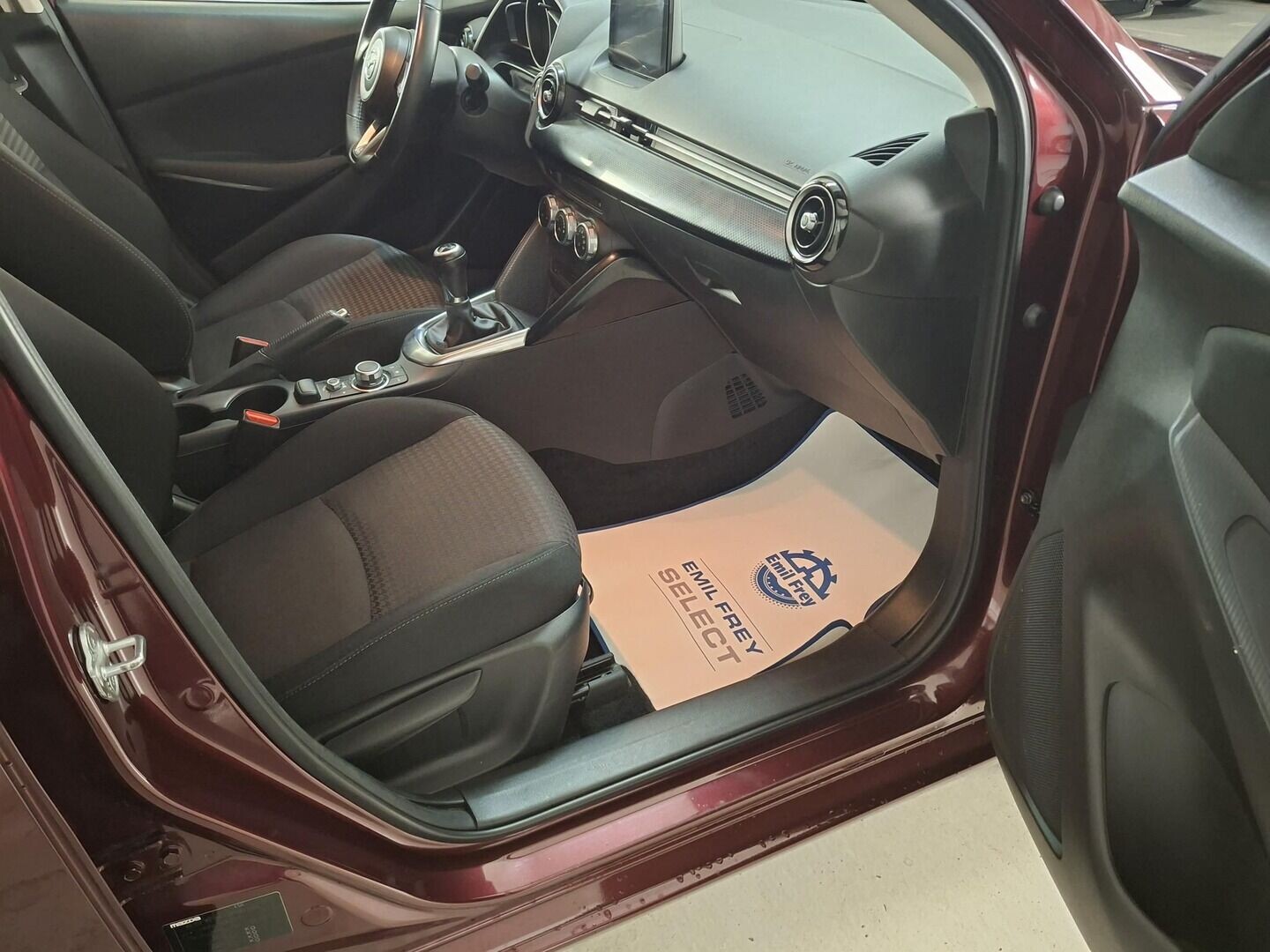 Mazda 2