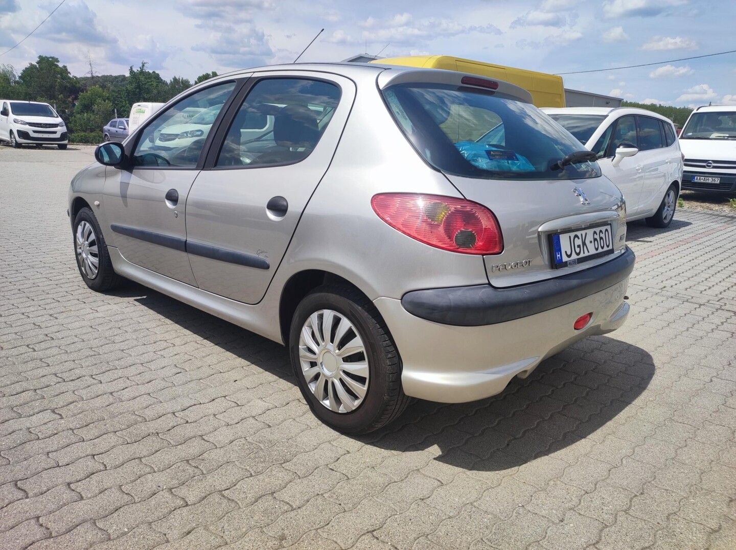 Peugeot 206