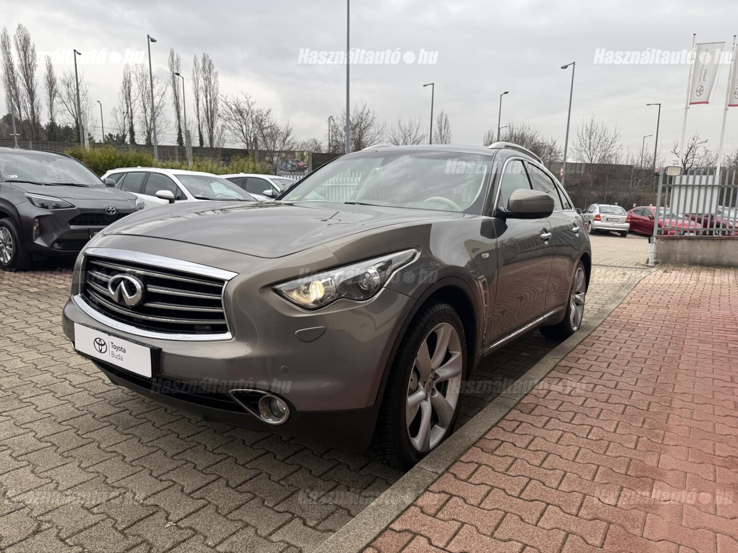 Infiniti FX