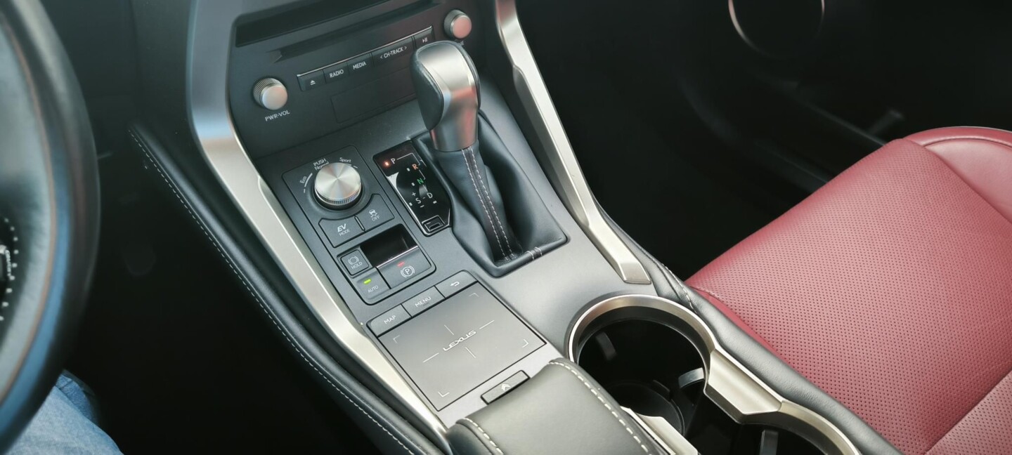 Lexus NX