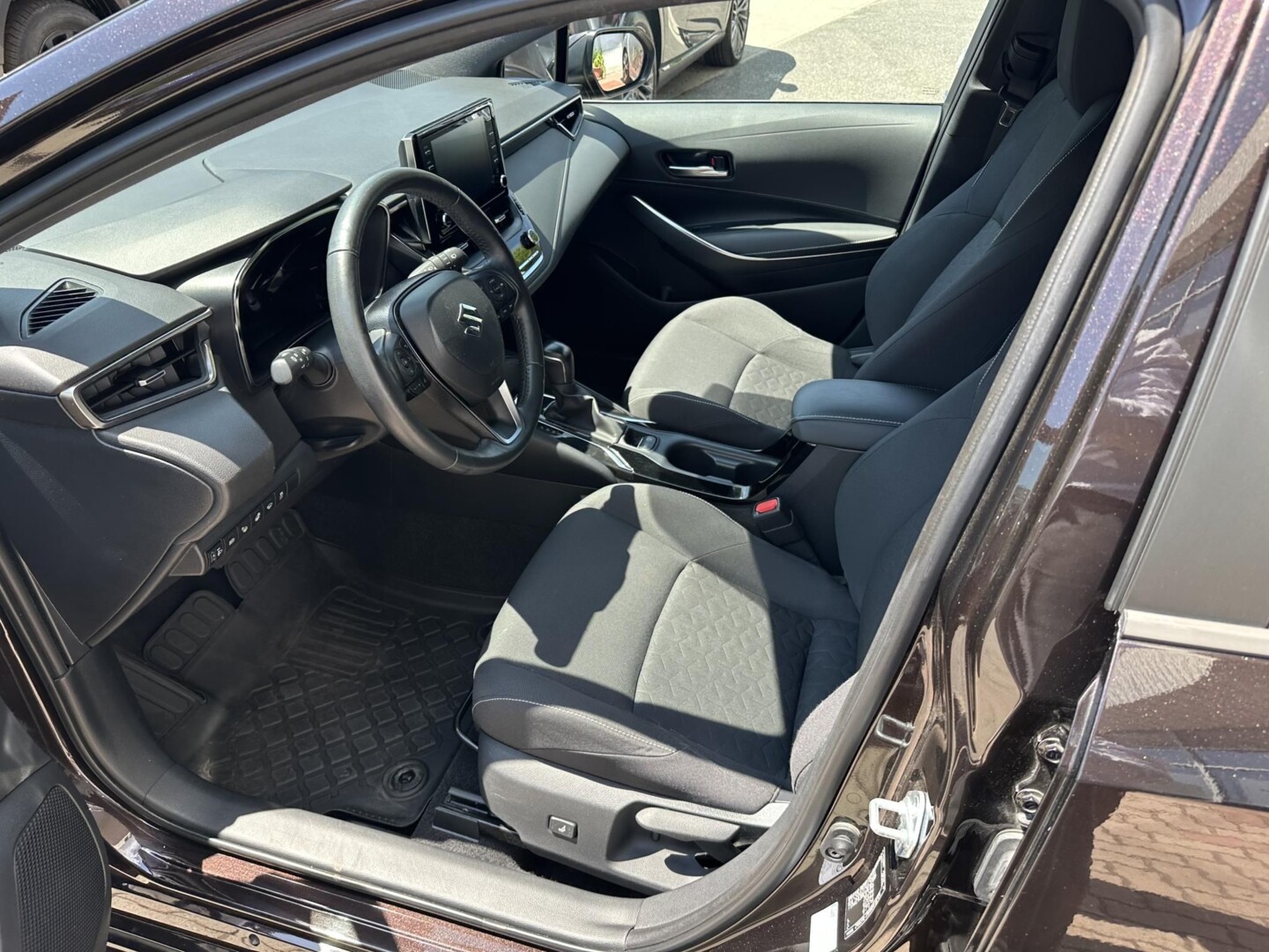Suzuki Swace