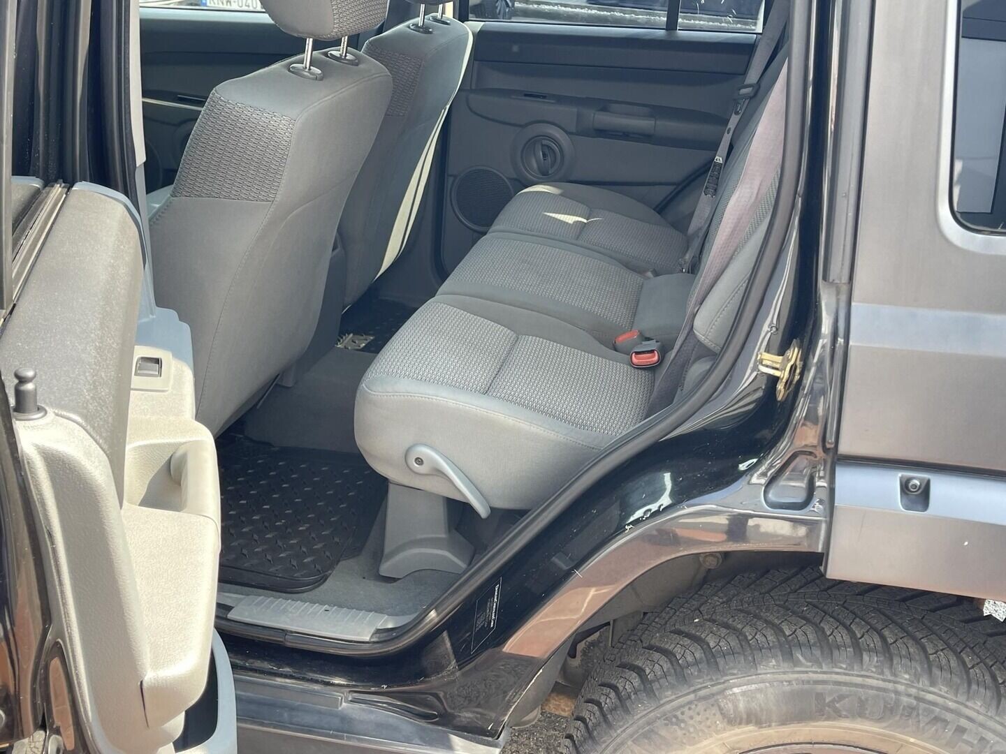 Jeep Commander