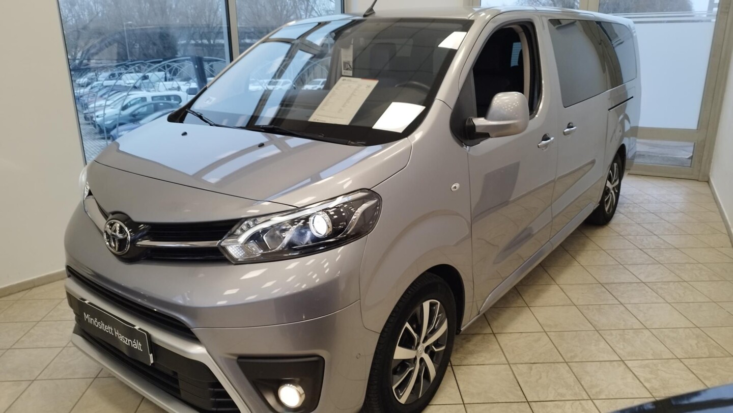 Toyota PROACE