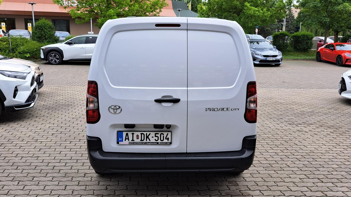 Toyota PROACE