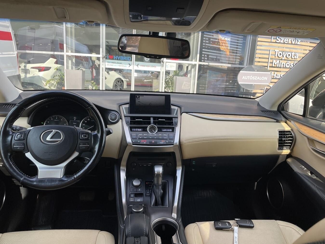 Lexus NX