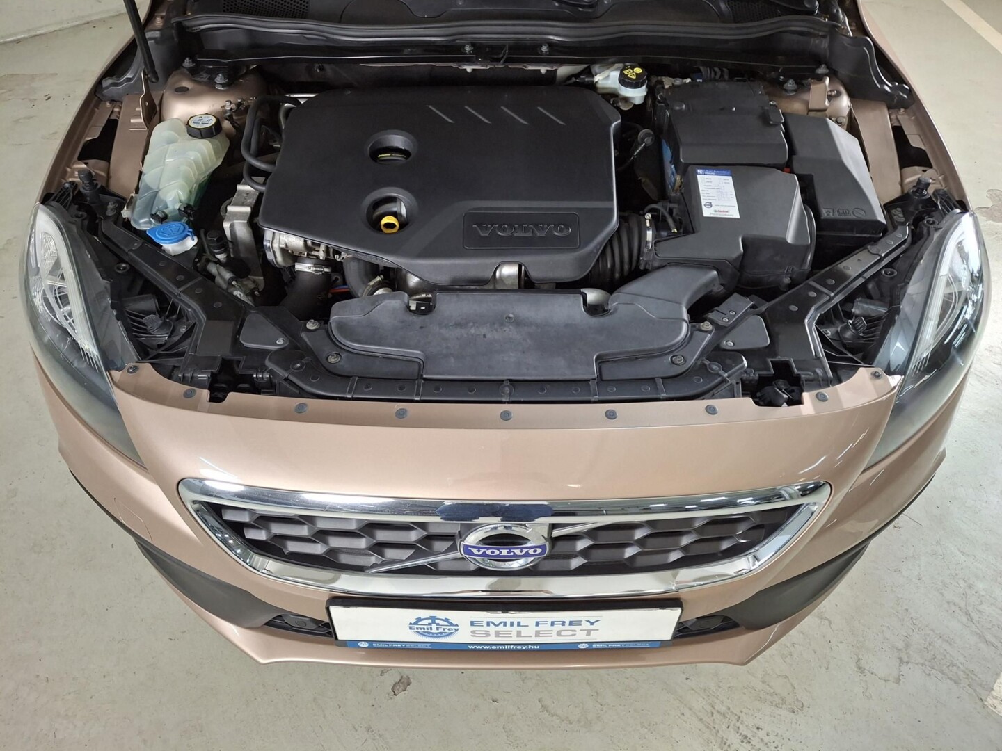 Volvo V40