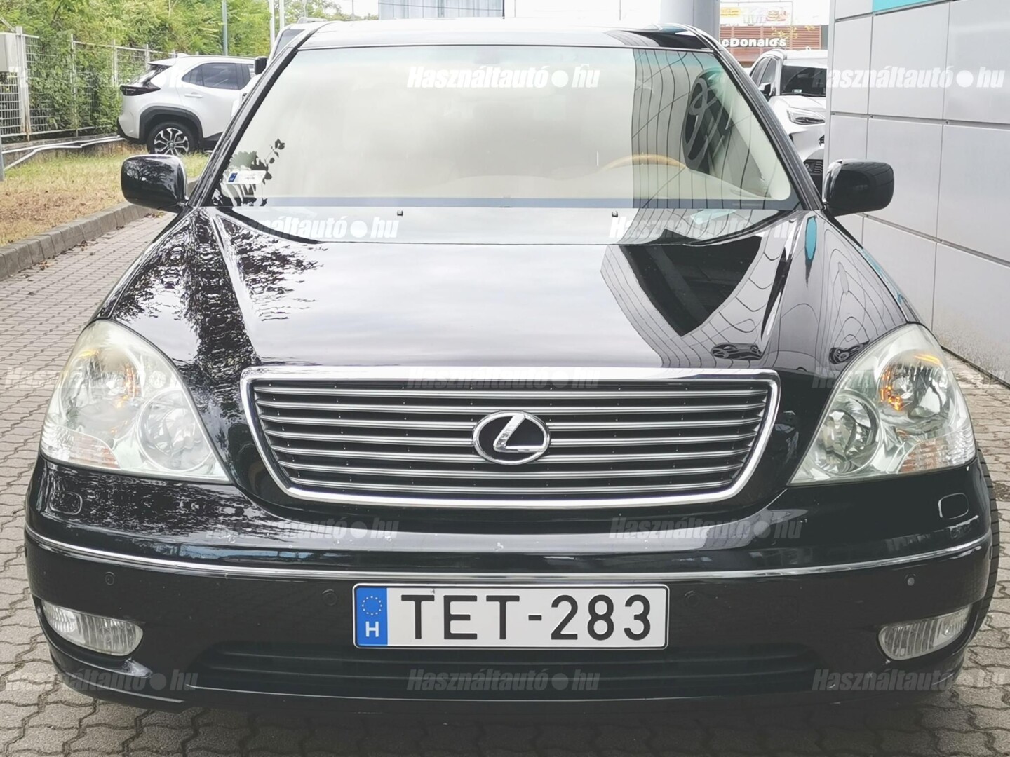 Lexus LS