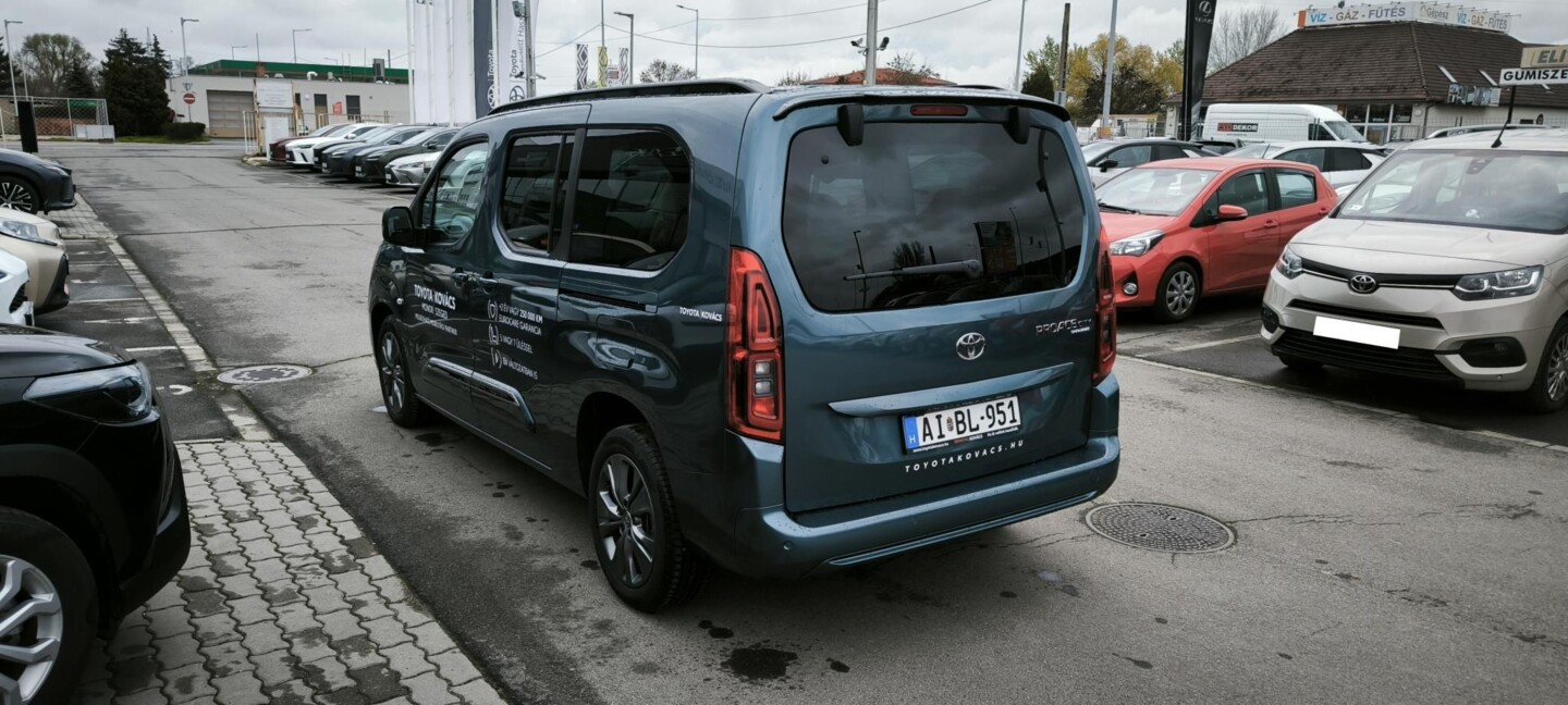 Toyota PROACE