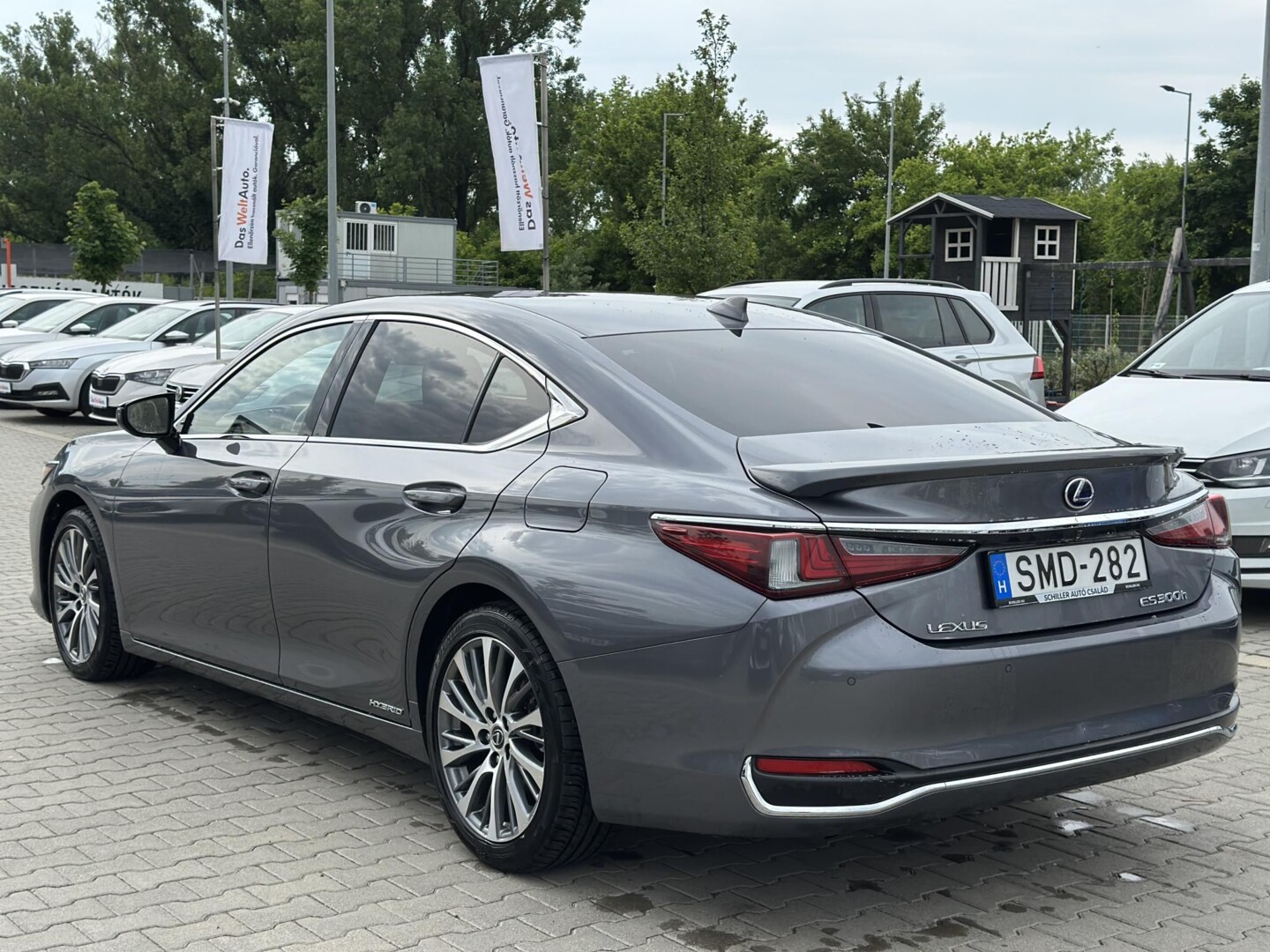 Lexus ES