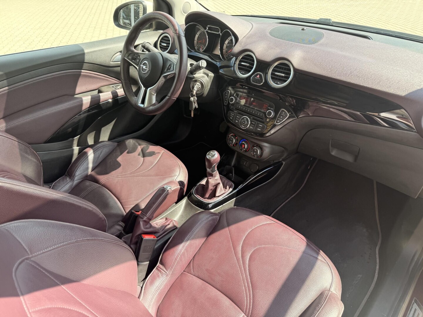 Opel Adam