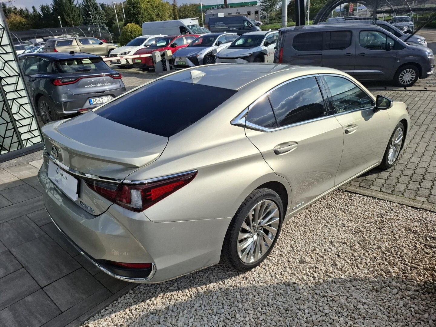 Lexus ES