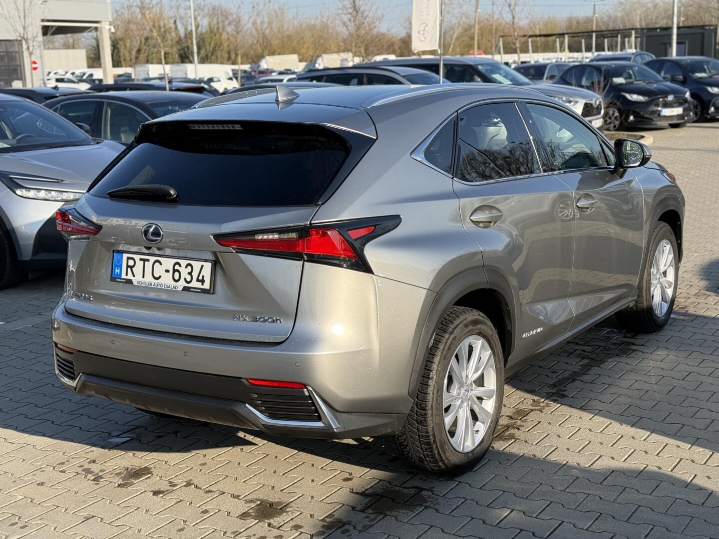 Lexus NX