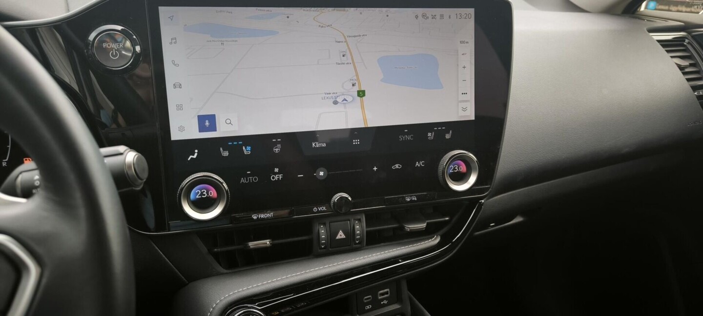 Lexus NX