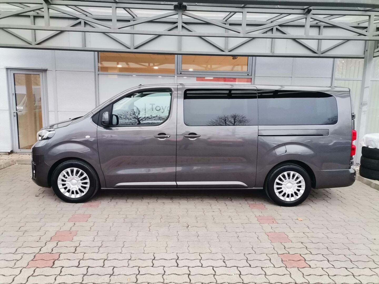 Toyota PROACE