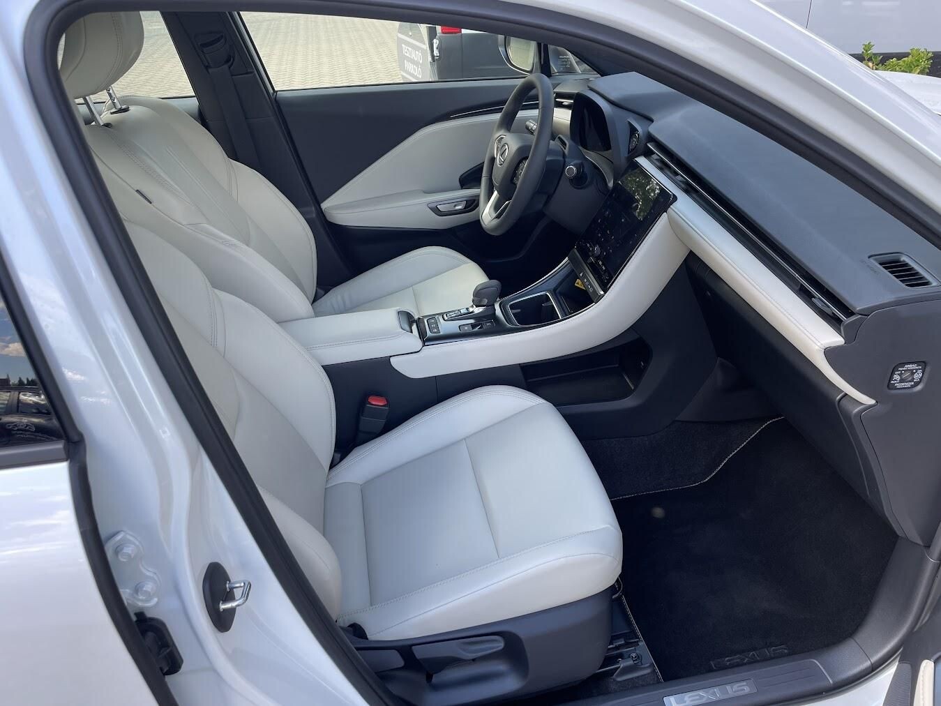 Lexus LBX
